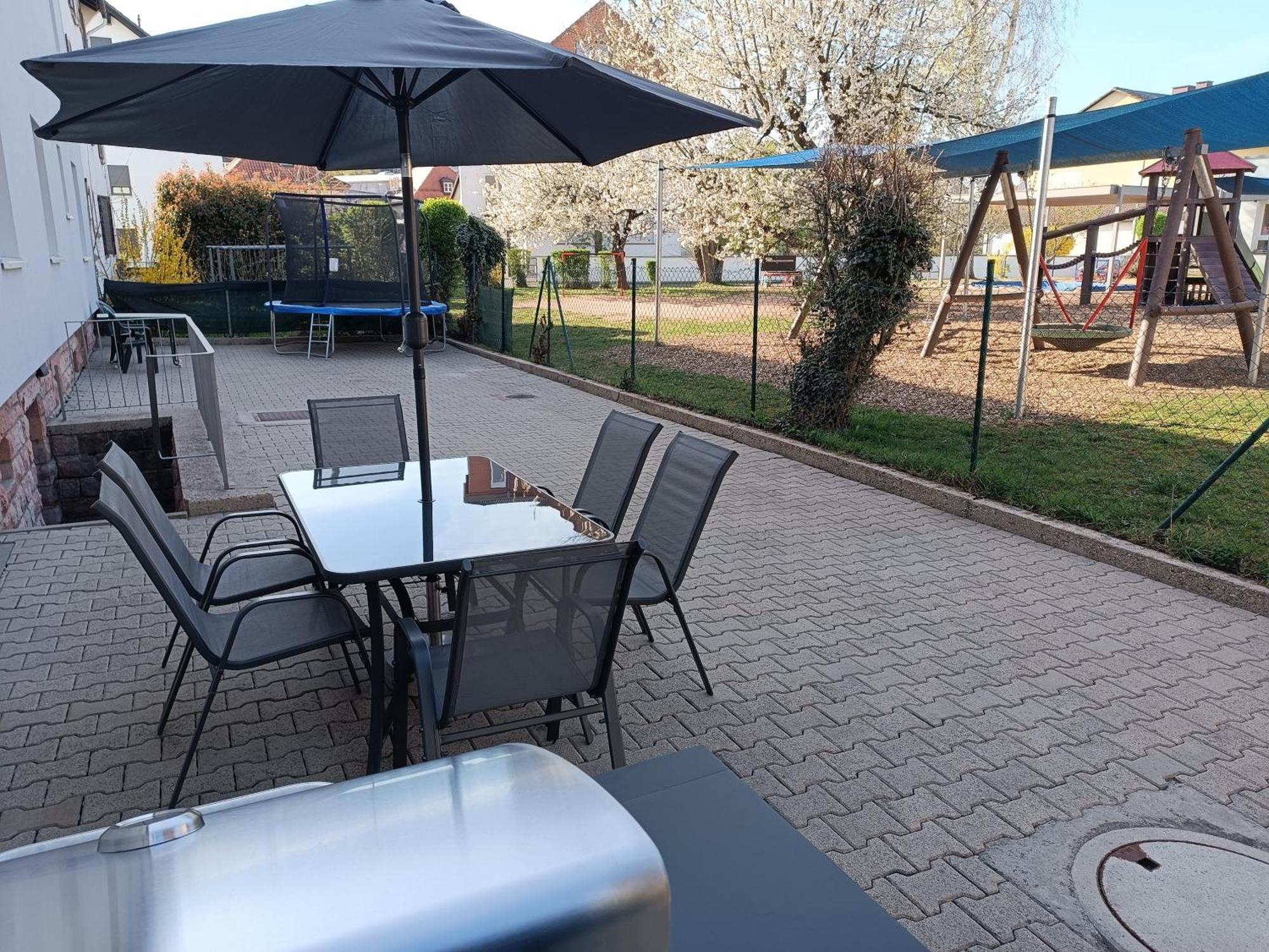 Ferienwohnung Am Rathaus Landstuhl Esterno foto